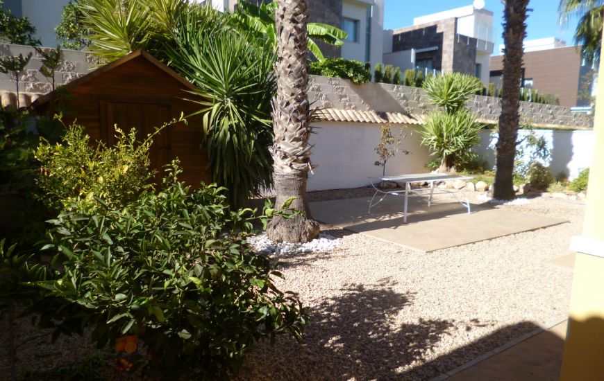 Sale - Villa - La Zenia