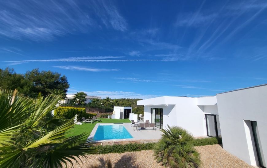 Sale - Villa - Las Colinas