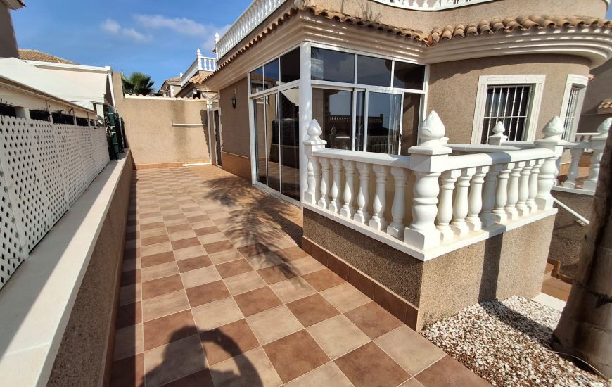Sale - Villa - Los Balcones