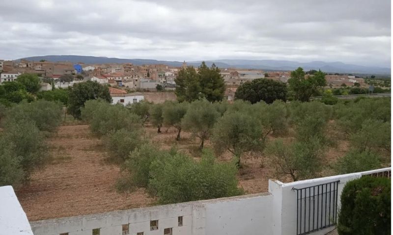 Sale - Villa - Utiel