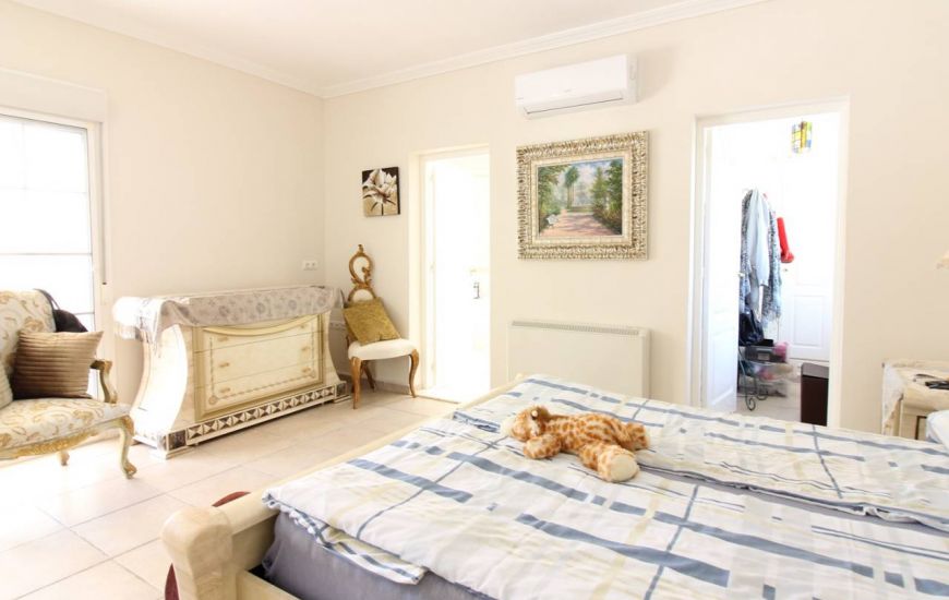 Sale - Villa - Daya Nueva