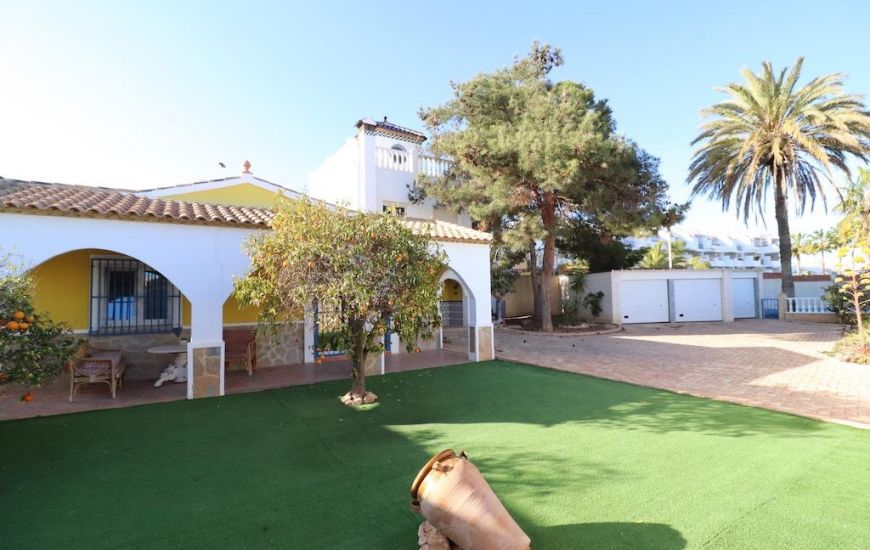 Sale - Villa - Orihuela Costa