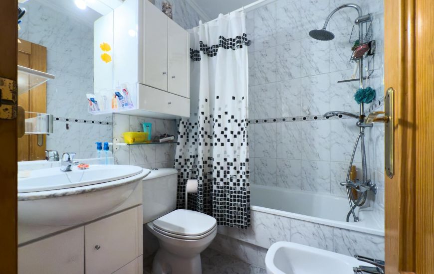 Venta - Ground Floor - Torrevieja