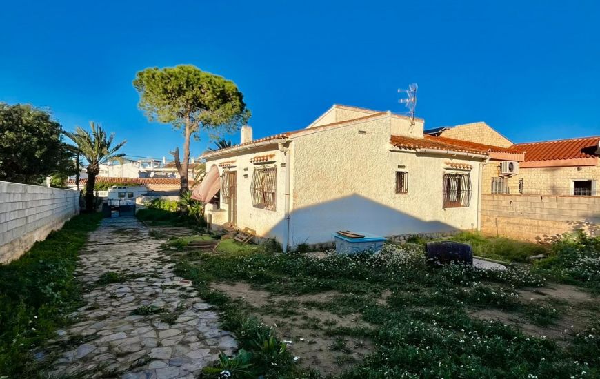 Sale - Villa - Torrevieja