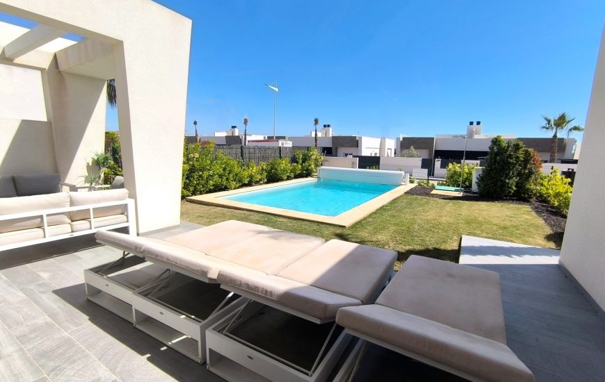 Sale - Villa - Algorfa