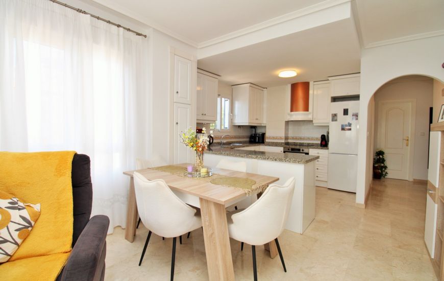 Sale - Apartament - Villamartin