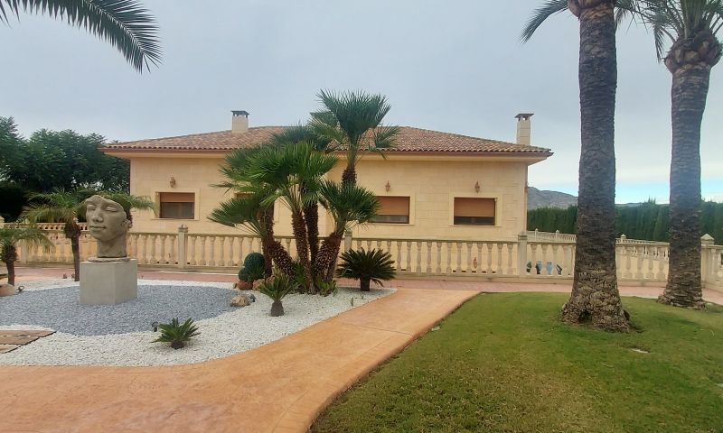 Sale - Villa - Hondón de las Nieves