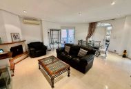 Sale - Villa - Benferri