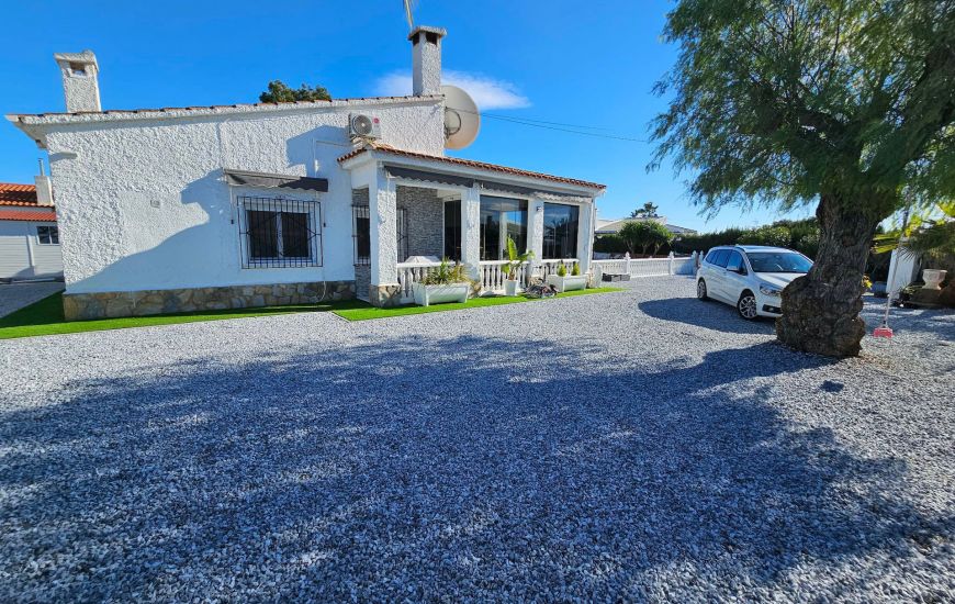 Sale - Villa - La Marina