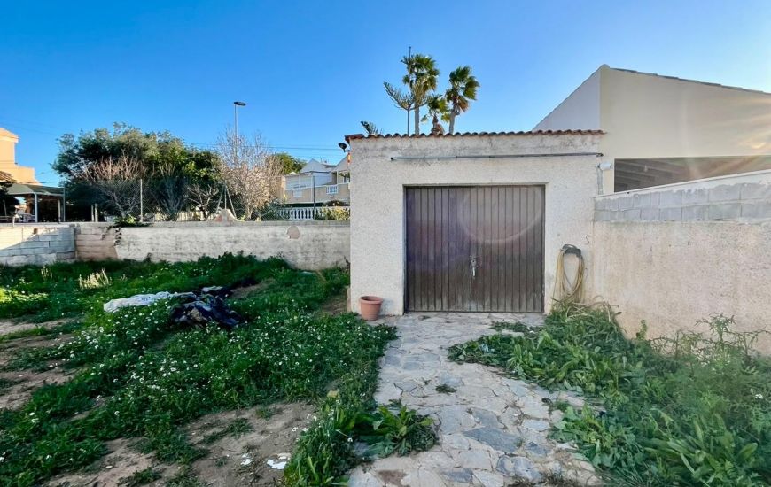 Sale - Villa - Torrevieja