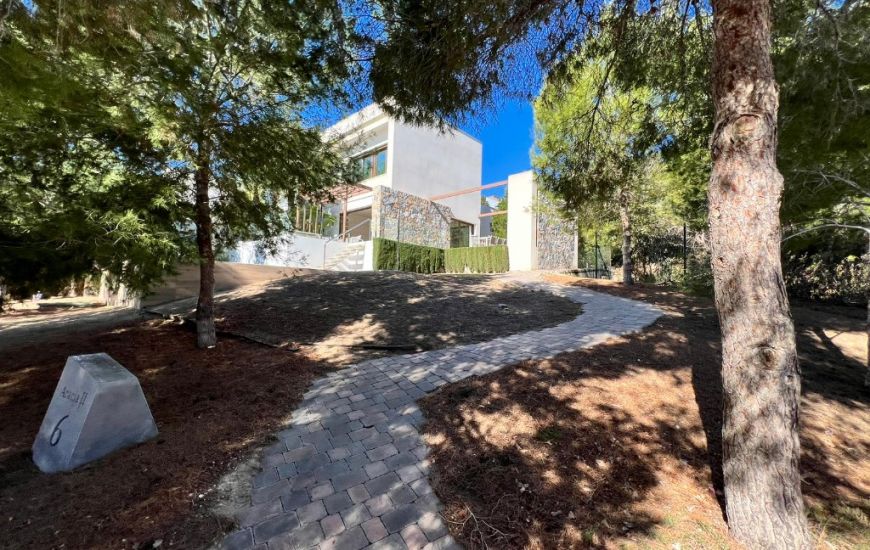 Venta - Villa - Las Colinas