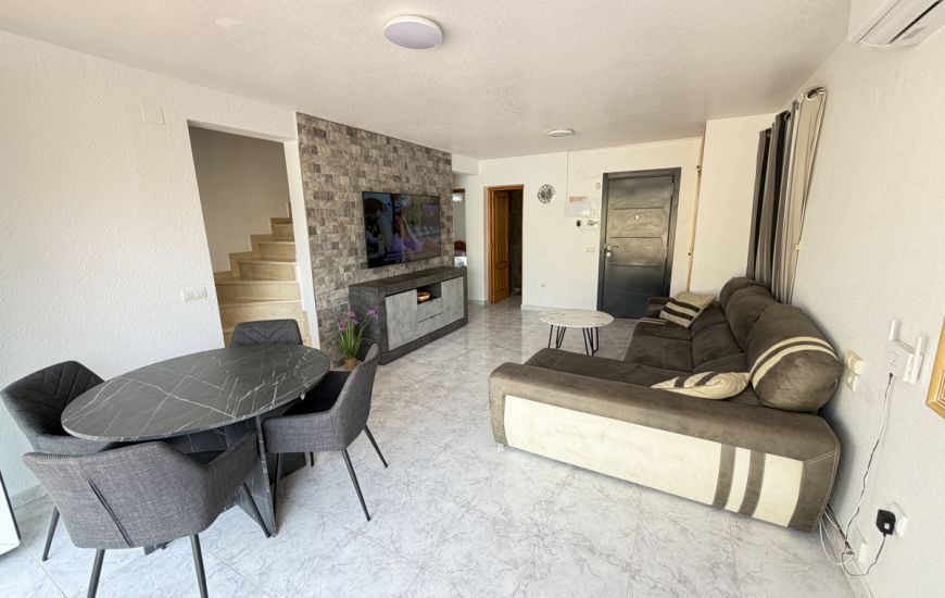 Sale - Villa - Villamartin