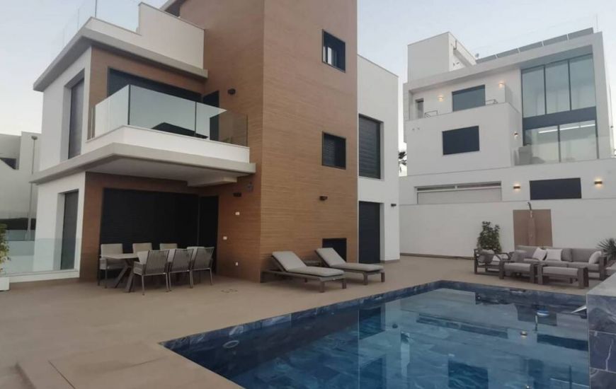 Nueva construcción  - Villa - Campoamor