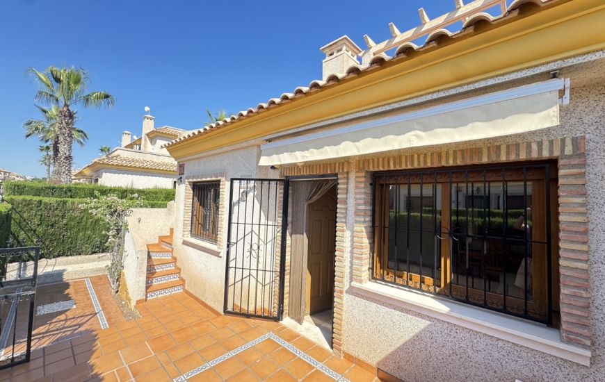 Sale - Bungalow - Villamartin