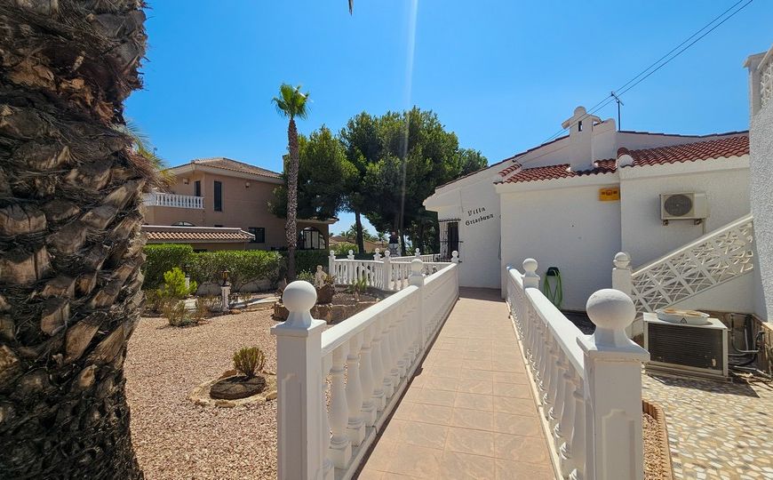 Sale - Villa - Ciudad Quesada