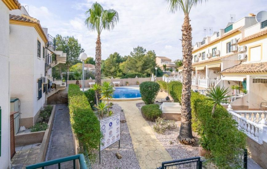 Sale - Rijtjeshuis - Algorfa