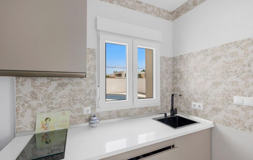 Sale - Villa - Torrevieja