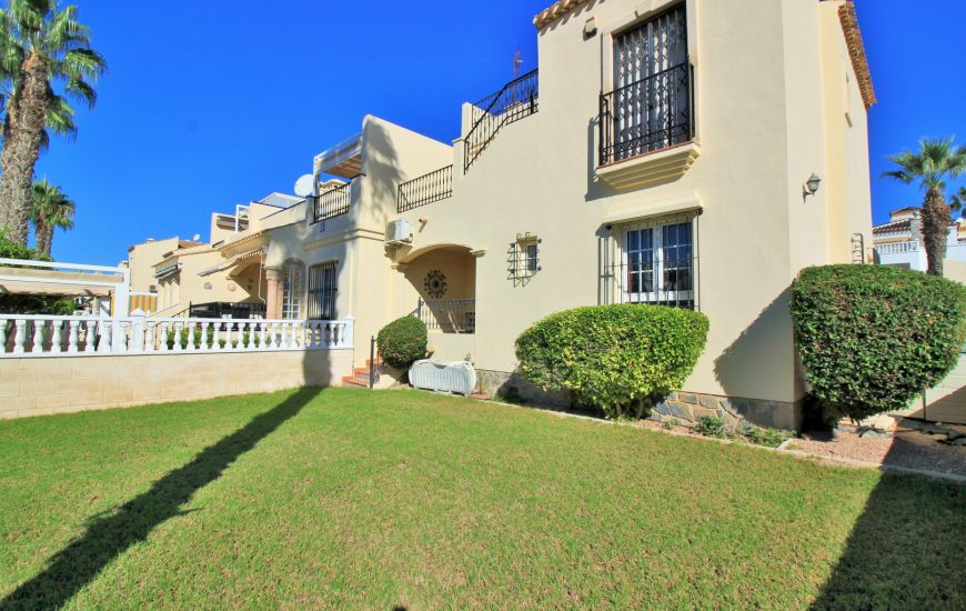 Sale - Apartments - Villamartin
