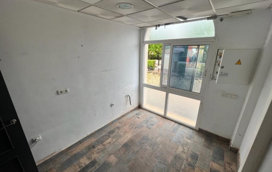 Sale - Commercial - Algorfa