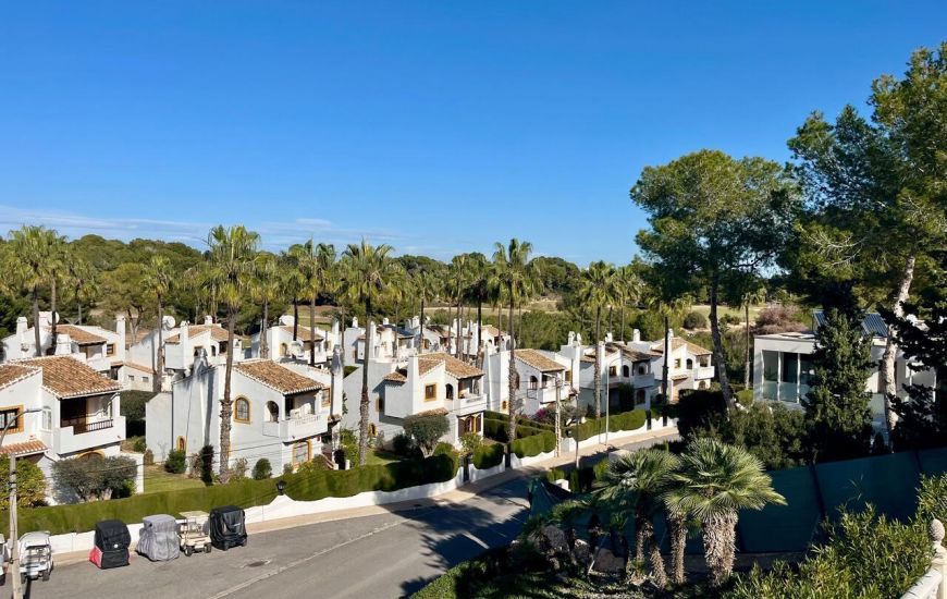 Sale - Villa - Villamartin