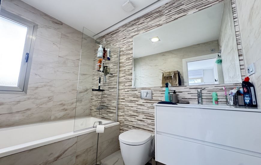 Venta - Villa - Villamartin Venta - Villa - Villamartin