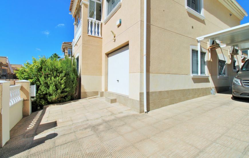 Venta - Villa - Villamartin