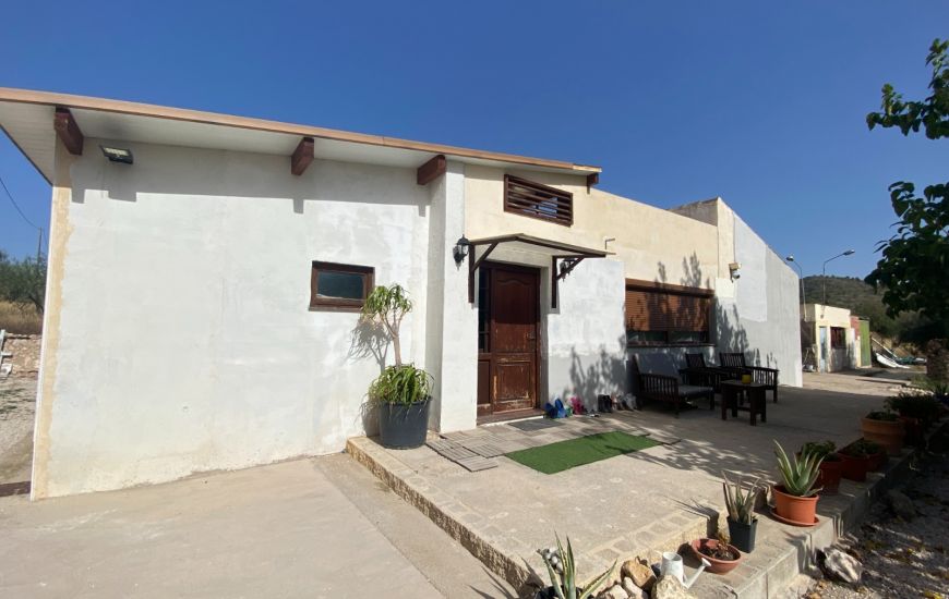 Sale - Country Property - Sax