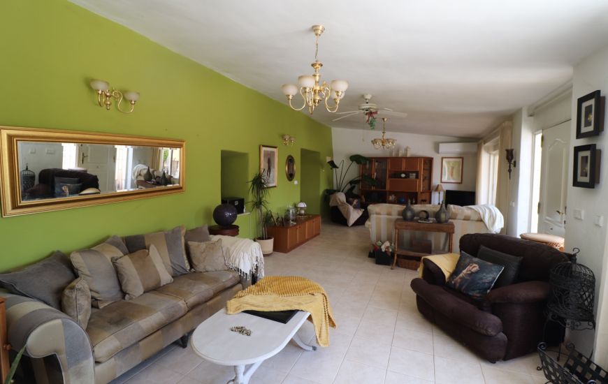 Sale - Country Property - Hondón de las Nieves