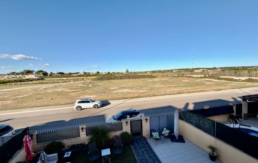 Sale - Villa - El Raso