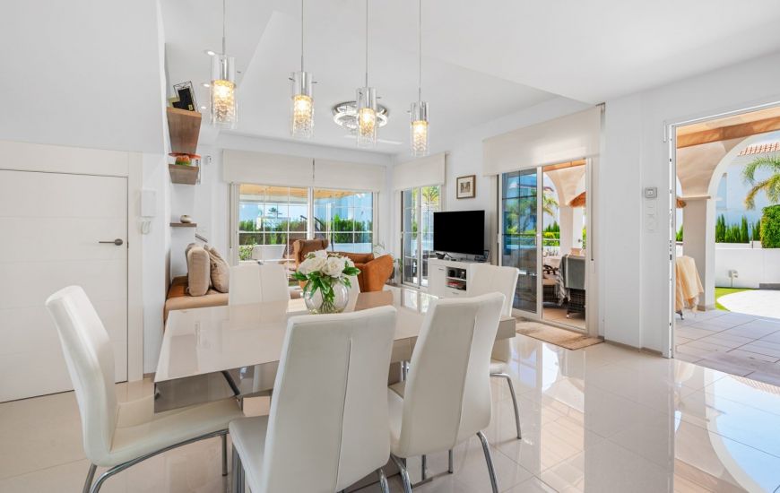 Sale - Villa - Ciudad Quesada