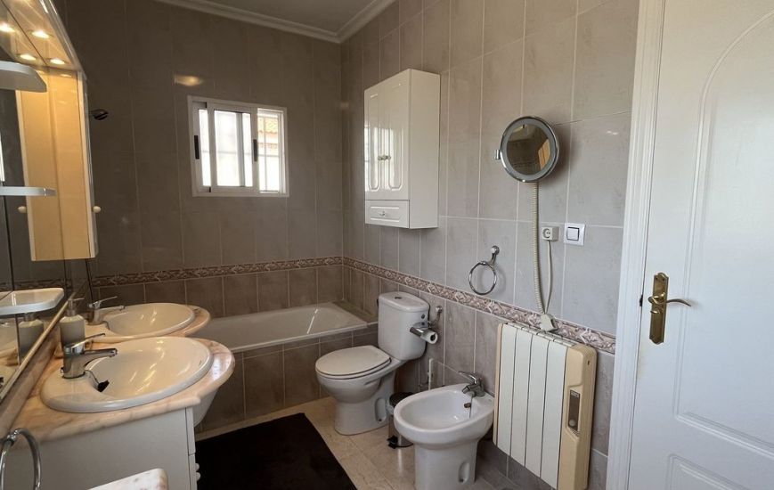 Sale - Vila - Algorfa