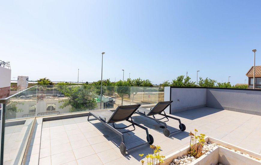 Sale - Villa - Pilar de la Horadada