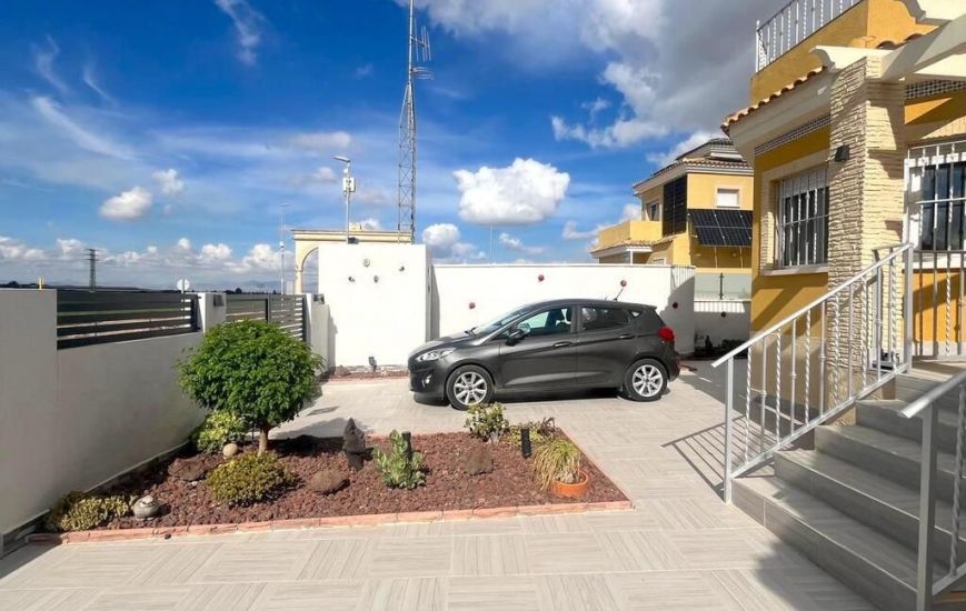 Sale - Villa - Lo Crispin