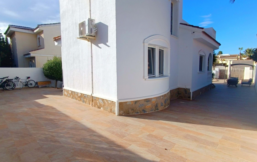 Sale - Villa - Ciudad Quesada