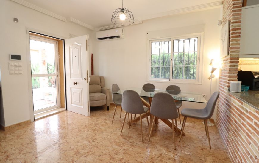Sale - Villa - Guardamar del Segura