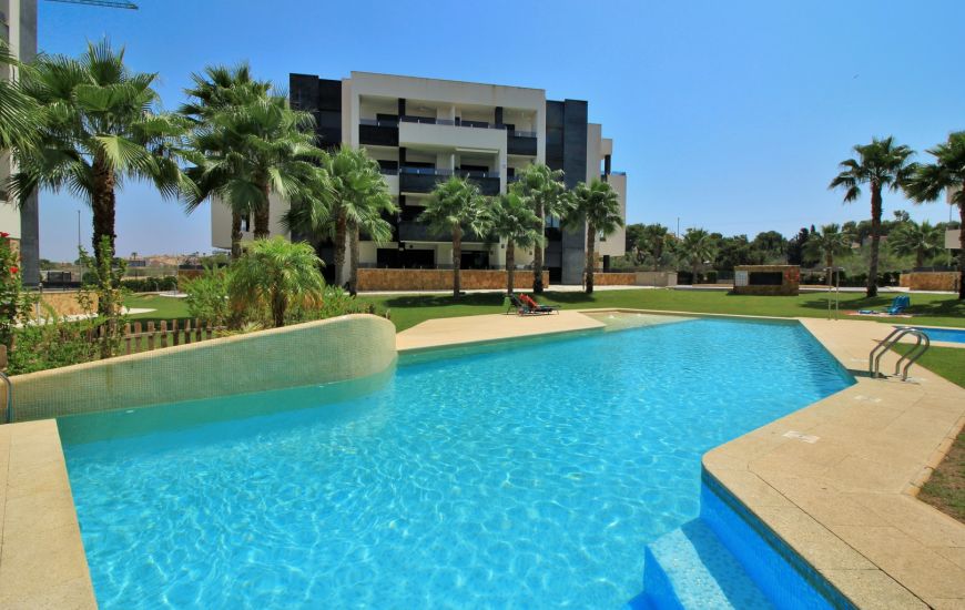 Sale - Apartments - Villamartin