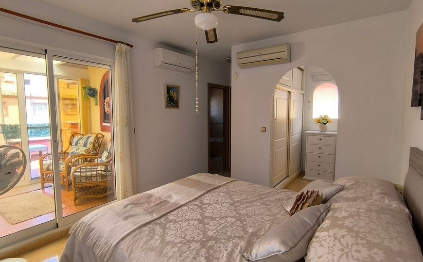 Sale - Half Vrijstaand Huis - Ciudad Quesada