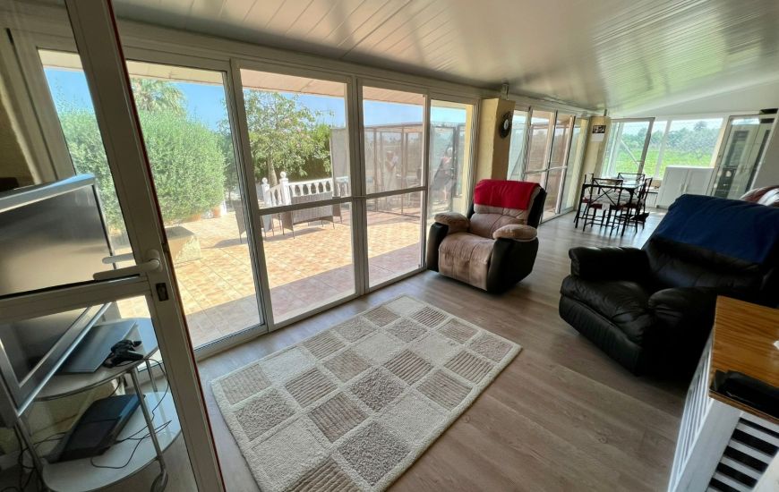 Sale - Villa with annex - Dolores