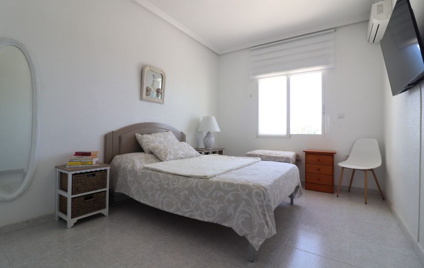Sale - Villa - Algorfa