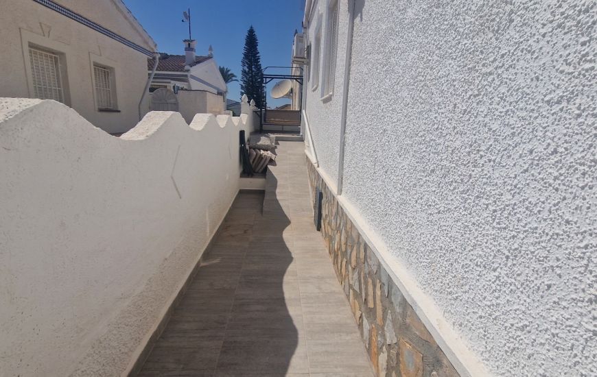 Sale - Bungalow - Ciudad Quesada