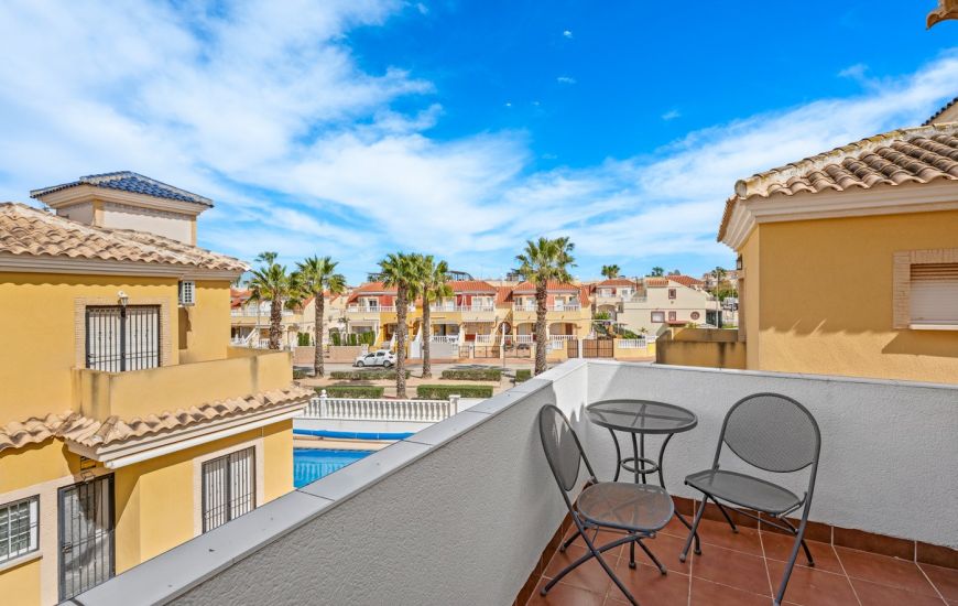 Sale - Villa - Algorfa