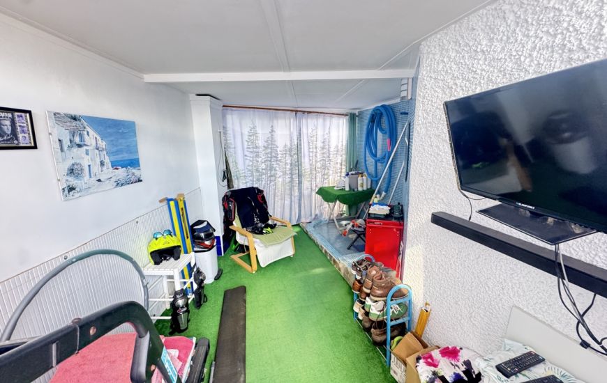 Sale - Villa - Villamartin