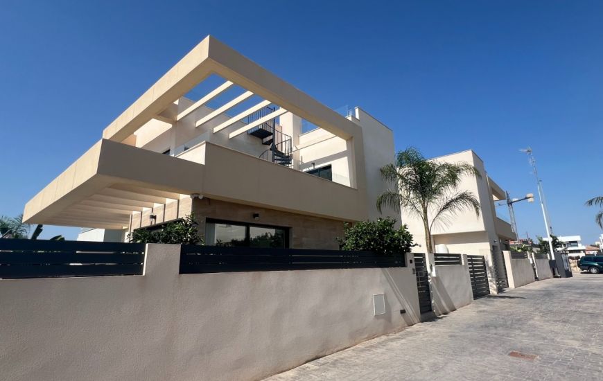 Sale - Villa - Los Montesinos