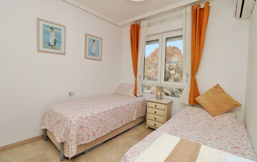 Sale - Apartament - Villamartin