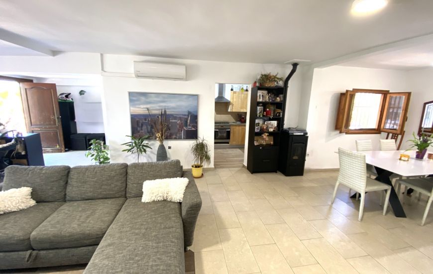 Sale - Country Property - Sax