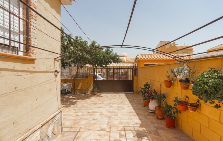 Sale - Half Vrijstaand Huis - Ciudad Quesada