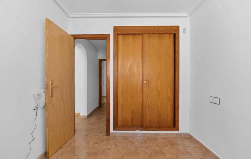 Venta - Ground Floor - Torrevieja