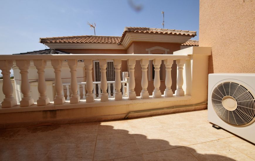 Sale - Half Vrijstaand Huis - Ciudad Quesada