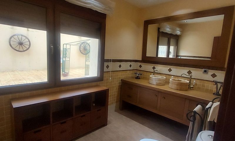 Sale - Villa - Hondón de las Nieves