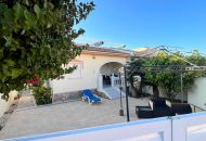 Sale - Half Vrijstaand Huis - Ciudad Quesada